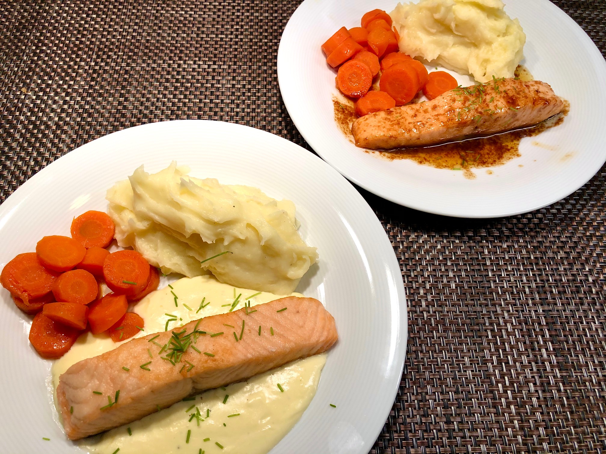 Pan-fried salmon with 2 easy sauces