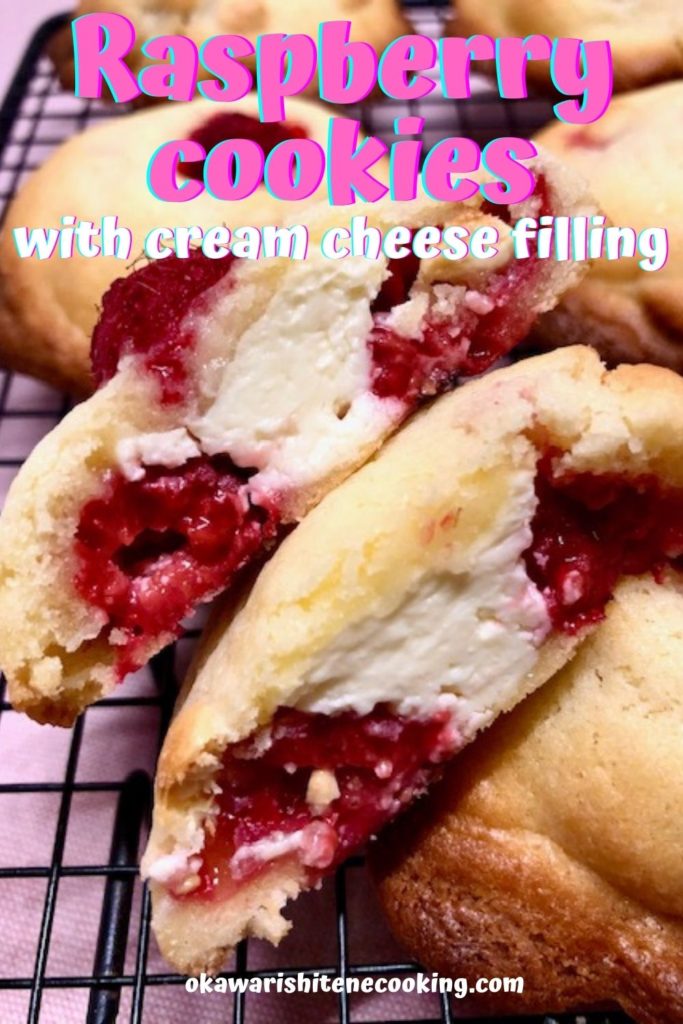 Raspberry cookies with cream cheese filling