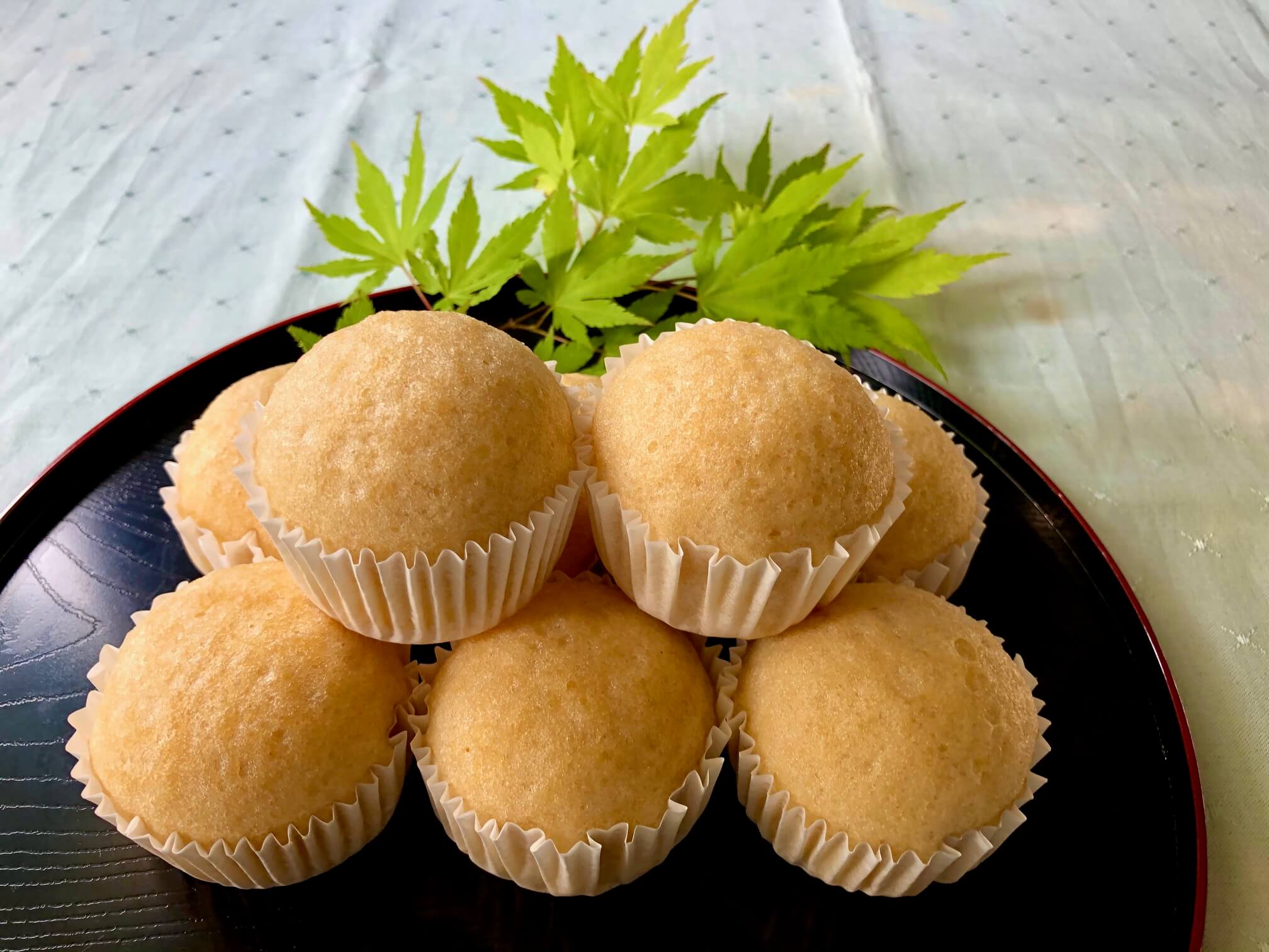 Steamed cake with soy sauce