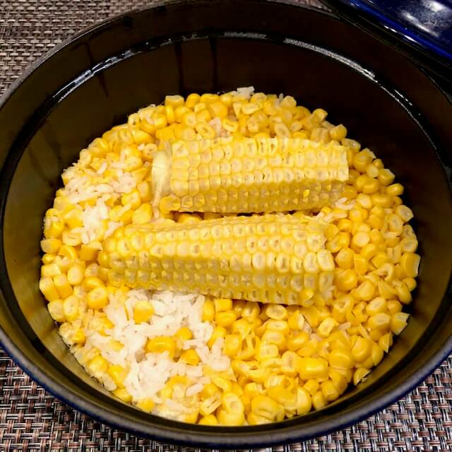 Japanese corn rice - cooked corn cob together
